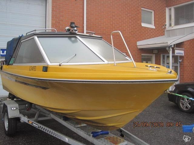 Vator 17 ht mercruiser 120 hp alpha one 7500 2