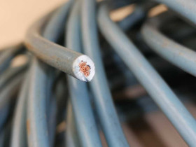 Sähkökaapeli 1x4mm2 59 metriä, Sähkötarvikkeet, Rakennustarvikkeet ja työkalut, Luumäki, Tori.fi Sähkökaapeli 1x4mm2 59 metriä, Sähkötarvikkeet, Rakennustarvikkeet ja työkalut, Luumäki, Tori.fi