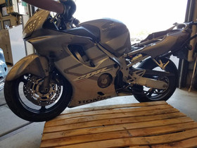 Honda CBR 600F F4i 2005 osia, Moottoripyörän varaosat ja tarvikkeet, Mototarvikkeet ja varaosat, Helsinki, Tori.fi Honda CBR 600F F4i 2005 osia, Moottoripyörän varaosat ja tarvikkeet, Mototarvikkeet ja varaosat, Helsinki, Tori.fi