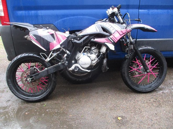 Yamaha DT 50X 2010 osia Yamaha DT 50X 2010 osia