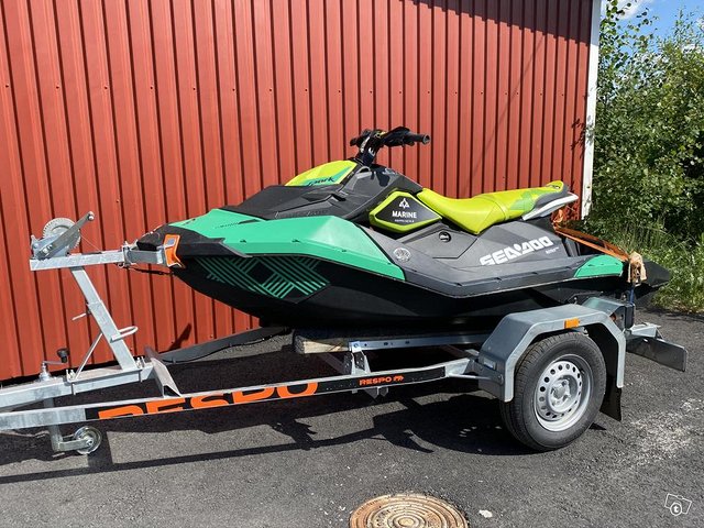 Sea-doo Spark Trixx 3up 1