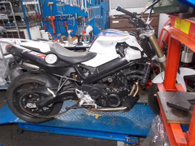 BMW F 800R 2017 osia, Moottoripyörän varaosat ja tarvikkeet, Mototarvikkeet ja varaosat, Helsinki, Tori.fi BMW F 800R 2017 osia, Moottoripyörän varaosat ja tarvikkeet, Mototarvikkeet ja varaosat, Helsinki, Tori.fi