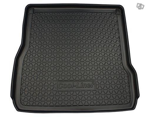 Tavaratilamatto Audi A6 avant C5 vm. 1998-2004