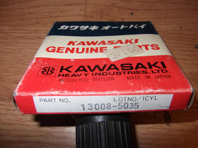 Kawasaki KZ1000 vm.1981-1983 männänrengassarja, Moottoripyörän varaosat ja tarvikkeet, Mototarvikkeet ja varaosat, Oulu, Tori.fi Kawasaki KZ1000 vm.1981-1983 männänrengassarja, Moottoripyörän varaosat ja tarvikkeet, Mototarvikkeet ja varaosat, Oulu, Tori.fi