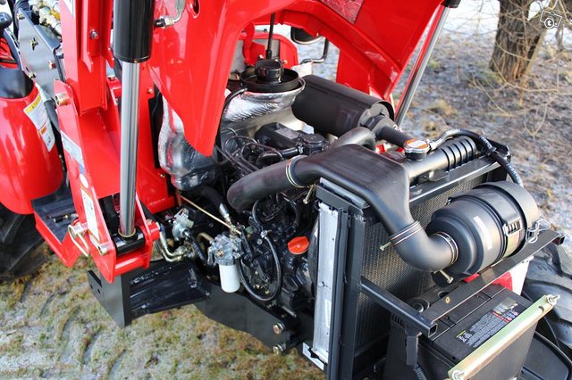 TYM/Branson 2500HL-traktori,HST,4WD, 24hv 18