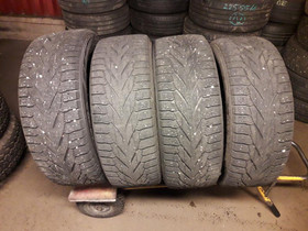 225/55R18 Nokian kitkarenkaat, Renkaat ja vanteet, Raahe, Tori.fi 225/55R18 Nokian kitkarenkaat, Renkaat ja vanteet, Raahe, Tori.fi