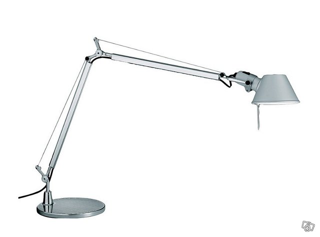 Artemide, Tolomeo-pöytävalaisin