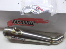 Gianelli Slip-On äänenvaimennin Suzuki GSR 750 11, Moottoripyörän varaosat ja tarvikkeet, Mototarvikkeet ja varaosat, Helsinki, Tori.fi Gianelli Slip-On äänenvaimennin Suzuki GSR 750 11, Moottoripyörän varaosat ja tarvikkeet, Mototarvikkeet ja varaosat, Helsinki, Tori.fi