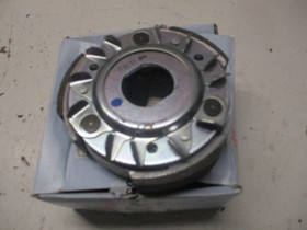 Clutch impeller gilera runner 125 200, Moottoripyrn varaosat ja tarvikkeet, Mototarvikkeet ja varaosat, Helsinki, Tori.fi