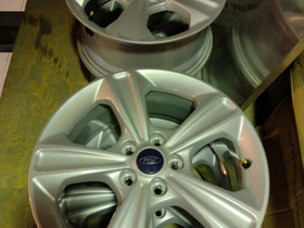 Ford Kuga 17" uudet alkuperäiset alut, Renkaat ja vanteet, Seinäjoki, Tori.fi Ford Kuga 17" uudet alkuperäiset alut, Renkaat ja vanteet, Seinäjoki, Tori.fi