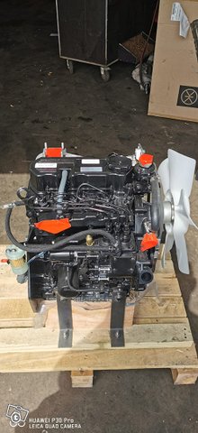 Mitsubishi MVS3L2-Z562SD moottori 1