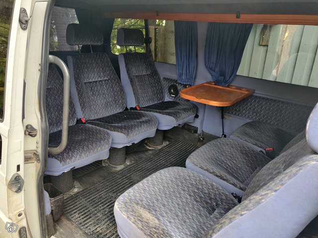 VW Transporter Carsport minibussi/tila-auto 1+8hlö 2