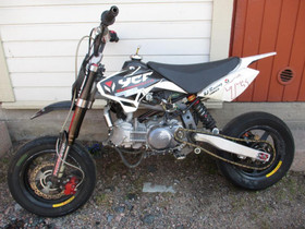 YCF 150 sm osia, Moottoripyörän varaosat ja tarvikkeet, Mototarvikkeet ja varaosat, Helsinki, Tori.fi YCF 150 sm osia, Moottoripyörän varaosat ja tarvikkeet, Mototarvikkeet ja varaosat, Helsinki, Tori.fi