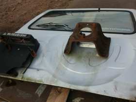 Mitsubishi pajero. Takaluukku, Autovaraosat, Auton varaosat ja tarvikkeet, Salo, Tori.fi Mitsubishi pajero. Takaluukku, Autovaraosat, Auton varaosat ja tarvikkeet, Salo, Tori.fi