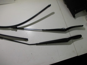 Volvo sv40 pyyhkimen varret 2004, Autovaraosat, Auton varaosat ja tarvikkeet, Kaarina, Tori.fi Volvo sv40 pyyhkimen varret 2004, Autovaraosat, Auton varaosat ja tarvikkeet, Kaarina, Tori.fi