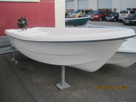 Sunnan 410 moottori soutuvene suzuki df 4hp 2500, Soutuveneet ja jollat, Veneet, Taivassalo, Tori.fi Sunnan 410 moottori soutuvene suzuki df 4hp 2500, Soutuveneet ja jollat, Veneet, Taivassalo, Tori.fi