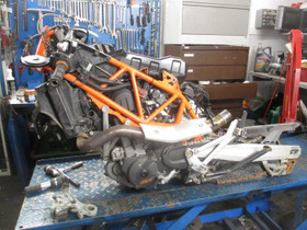 KTM SMC 690R 2013 osia, Moottoripyörän varaosat ja tarvikkeet, Mototarvikkeet ja varaosat, Helsinki, Tori.fi KTM SMC 690R 2013 osia, Moottoripyörän varaosat ja tarvikkeet, Mototarvikkeet ja varaosat, Helsinki, Tori.fi