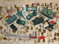 USA vanhoja muovisotilaita ERÄ ukkoja + kalustoa lentokone panssarivaunu yms