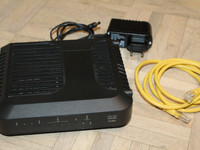 Kaapelimodeemi Cisco EPC3825 WLAN Wideband kaapeli modeemi