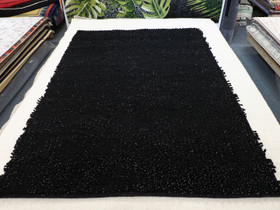 Lakumatto, musta, 160x230cm, Matot ja tekstiilit, Sisustus ja huonekalut, Ilmajoki, Tori.fi Lakumatto, musta, 160x230cm, Matot ja tekstiilit, Sisustus ja huonekalut, Ilmajoki, Tori.fi
