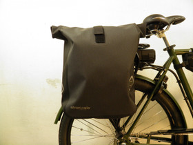 Erä Atran Velo Travel Side AVS sivulaukkusarja, Pyörätarvikkeet ja kypärät, Polkupyörät ja pyöräily, Helsinki, Tori.fi Erä Atran Velo Travel Side AVS sivulaukkusarja, Pyörätarvikkeet ja kypärät, Polkupyörät ja pyöräily, Helsinki, Tori.fi