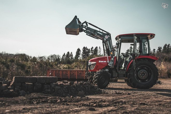 Branson/TYM 6225C, 58,5 hv, 12/12-vaihteisto, 4WD