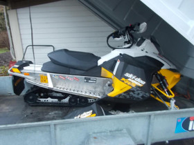 Ski Doo MXZ 600 XRS 2010 osia, Moottorikelkan varaosat ja tarvikkeet, Mototarvikkeet ja varaosat, Helsinki, Tori.fi