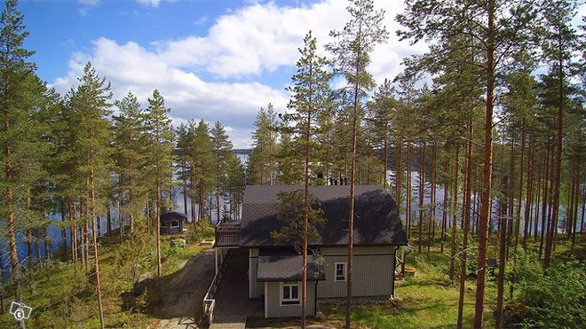 Huvila Puulan rannalla Kangasniemellä 25.7-1.8 Huvila Puulan rannalla Kangasniemellä 25.7-1.8