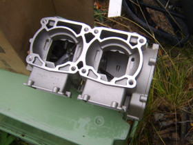 Polaris 600 lohkot, Moottorikelkan varaosat ja tarvikkeet, Mototarvikkeet ja varaosat, Ilomantsi, Tori.fi Polaris 600 lohkot, Moottorikelkan varaosat ja tarvikkeet, Mototarvikkeet ja varaosat, Ilomantsi, Tori.fi