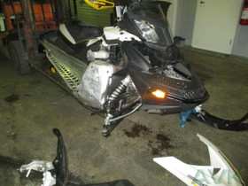 Ski-Doo MXZ 600 2007 osia, Moottorikelkan varaosat ja tarvikkeet, Mototarvikkeet ja varaosat, Helsinki, Tori.fi Ski-Doo MXZ 600 2007 osia, Moottorikelkan varaosat ja tarvikkeet, Mototarvikkeet ja varaosat, Helsinki, Tori.fi