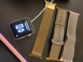 Apple Watch Series 1 42mm + 3 ranneketta ja laturi, Puhelintarvikkeet, Puhelimet ja tarvikkeet, Tampere, Tori.fi