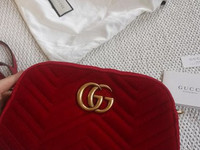 Punainen Gucci Marmont Matelasse Velvet + aitoustod