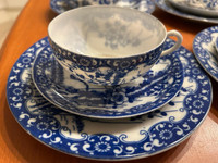Vintage Japani teekupit sis. alus- ja kakkulautaset, 18kpl