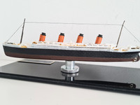 RMS TITANIC pienoismalli