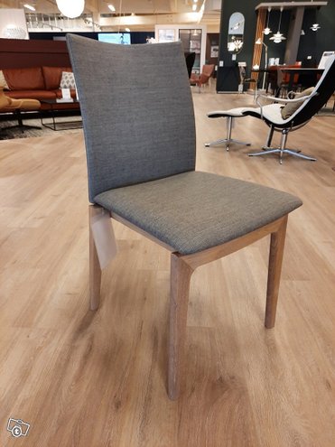 Skovby SM63-tuoli (ovh. 489)