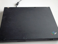IBM ThinkPad T42 - kannettava tietokone. Toimiva