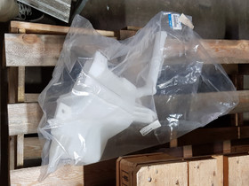 Mazda 6 uusi pesurinsäiliö 2007-2012, Autovaraosat, Auton varaosat ja tarvikkeet, Espoo, Tori.fi Mazda 6 uusi pesurinsäiliö 2007-2012, Autovaraosat, Auton varaosat ja tarvikkeet, Espoo, Tori.fi