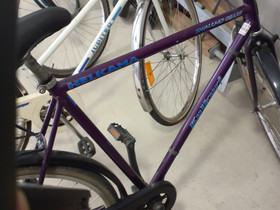 Miesten 28" Helkama Kulkuri 4vaihteinen, Hybridipyörät, Polkupyörät ja pyöräily, Kontiolahti, Tori.fi Miesten 28" Helkama Kulkuri 4vaihteinen, Hybridipyörät, Polkupyörät ja pyöräily, Kontiolahti, Tori.fi