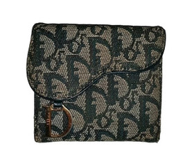 Dior (Saddle Bifold Wallet), Laukut ja hatut, Asusteet ja kellot, Espoo, Tori.fi Dior (Saddle Bifold Wallet), Laukut ja hatut, Asusteet ja kellot, Espoo, Tori.fi