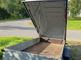Kipillinen kuomukärry, Peräkärryt ja trailerit, Auton varaosat ja tarvikkeet, Liminka, Tori.fi Kipillinen kuomukärry, Peräkärryt ja trailerit, Auton varaosat ja tarvikkeet, Liminka, Tori.fi