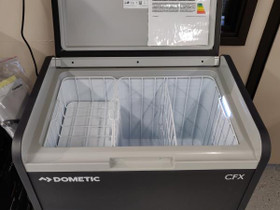 Jääkaappi Dometic CFX 3 55 IM, Veneen varusteet ja varaosat, Venetarvikkeet ja veneily, Pori, Tori.fi Jääkaappi Dometic CFX 3 55 IM, Veneen varusteet ja varaosat, Venetarvikkeet ja veneily, Pori, Tori.fi