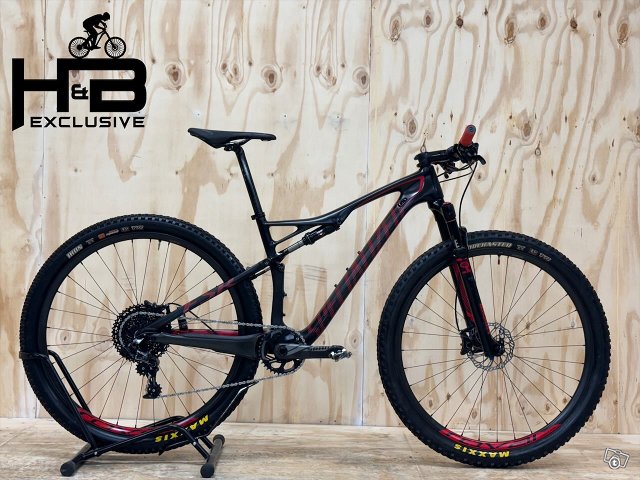 Specialized Epic Expert World Cup Carbon 29 tuuman maastopyörä X01 2015