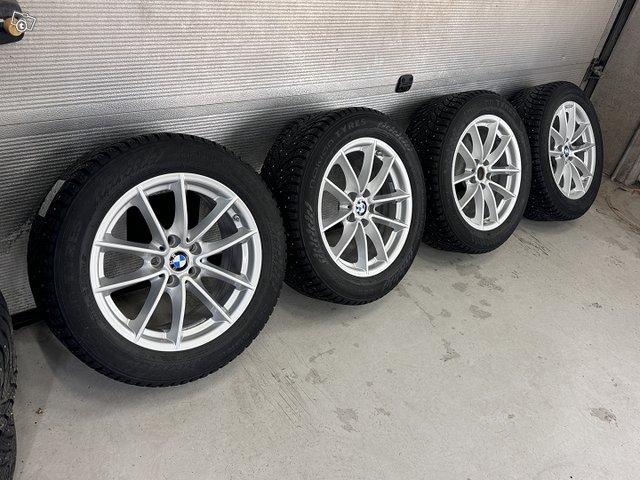 225 55 R17 Nokian HKPL9 + BMW OEM vanteet painetun, kuva 1