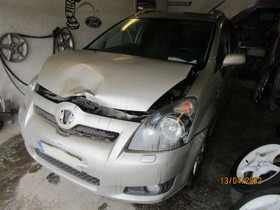 Toyota Corolla Verso 2.2 D-4D -07, Autovaraosat, Auton varaosat ja tarvikkeet, Isokyrö, Tori.fi Toyota Corolla Verso 2.2 D-4D -07, Autovaraosat, Auton varaosat ja tarvikkeet, Isokyrö, Tori.fi