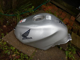Honda vfr 800, Moottoripyörän varaosat ja tarvikkeet, Mototarvikkeet ja varaosat, Lappeenranta, Tori.fi Honda vfr 800, Moottoripyörän varaosat ja tarvikkeet, Mototarvikkeet ja varaosat, Lappeenranta, Tori.fi
