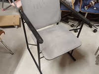 A500-sarjan tuoli, Yrjö Kukkapuro, harmaa 3kpl