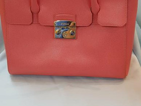 Furla, Laukut ja hatut, Asusteet ja kellot, Kouvola, Tori.fi Furla, Laukut ja hatut, Asusteet ja kellot, Kouvola, Tori.fi